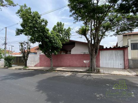 Foto 22 do(a) Casa de 3 quartos à venda em Vila dos Lavradores, Botucatu