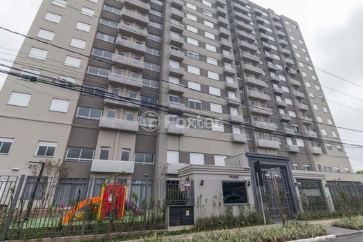 Foto 41 do(a) Apartamento de 2 quartos à venda em Passo da Areia, Porto Alegre