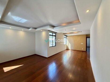 Foto 2 do(a) Apartamento de 4 quartos à venda em Santo Antônio, Belo Horizonte