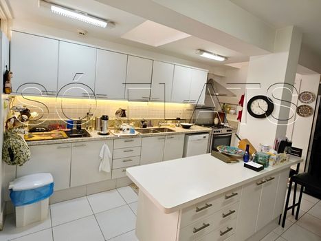 Foto 17 do(a) Casa de 4 quartos à venda em Cidade Jardim, São Paulo