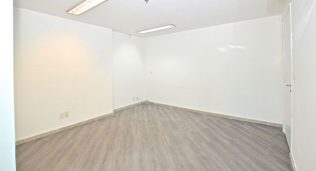 Foto 3 do(a) Sala / Conjunto Comercial false para alugar em Alto de Pinheiros, São Paulo