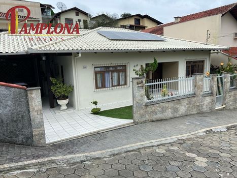Foto 2 do(a) Casa de 3 quartos à venda em Fortaleza, Blumenau