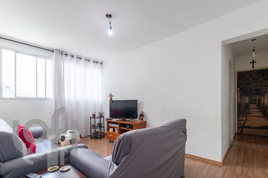 Foto 14 do(a) Apartamento de 2 quartos à venda em Vila Santana, São Paulo