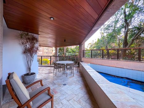 Foto 13 do(a) Apartamento de 4 quartos à venda em Moinhos de Vento, Porto Alegre