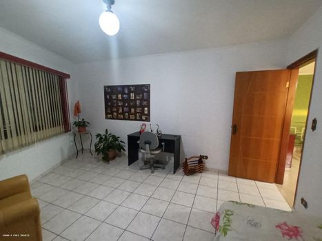 Foto 28 do(a) Loja de 3 quartos à venda em Vila Gomes Cardim, São Paulo