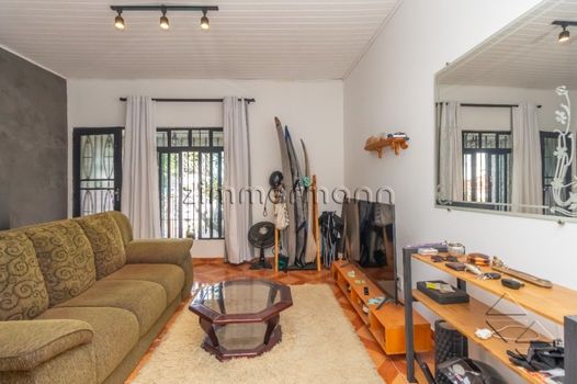 Foto 3 do(a) Casa de 4 quartos à venda em Vila Anglo Brasileira, São Paulo