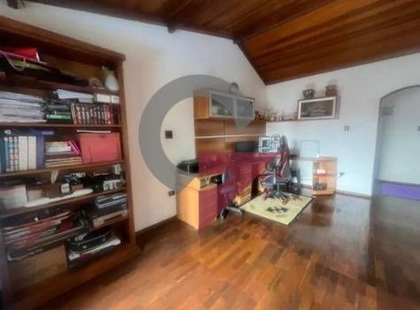 Foto 6 do(a) Casa de 5 quartos à venda em Parque São Luís, Taubaté