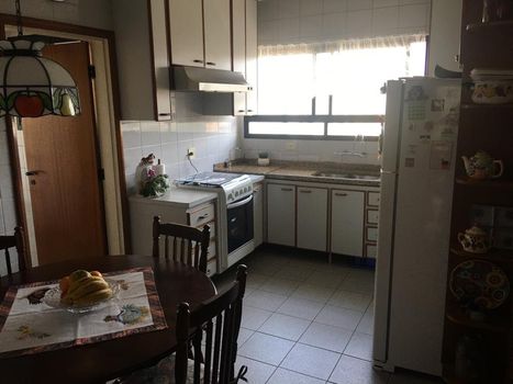 Foto 8 do(a) Apartamento de 4 quartos à venda em Vila Ipojuca, São Paulo