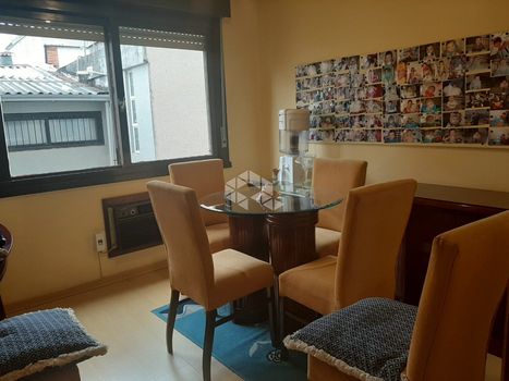 Foto 4 do(a) Apartamento de 3 quartos à venda em Mont Serrat, Porto Alegre