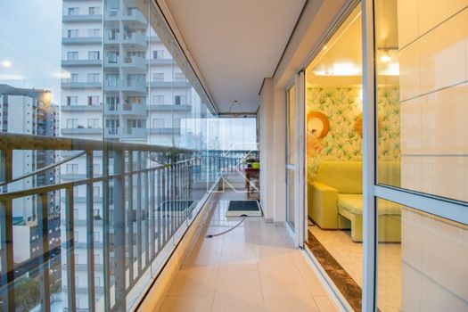 Foto 3 do(a) Apartamento de 3 quartos à venda em Bosque da Saúde, São Paulo