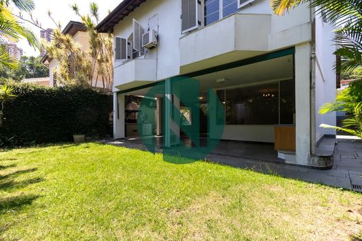 Foto 35 do(a) Casa em Condomínio de 4 quartos à venda em Jardim Morumbi, São Paulo