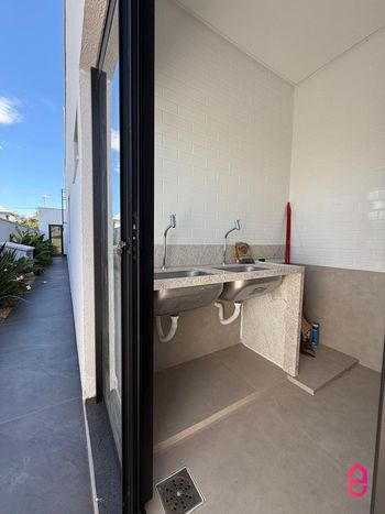 Foto 10 do(a) Casa em Condomínio de 3 quartos à venda em Condomínio Terras Alpha Anápolis, Anápolis