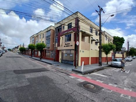 Foto 1 do(a) Apartamento de 3 quartos à venda em Montese, Fortaleza