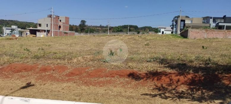 Foto 1 do(a) Terreno false à venda em Residencial Samambaia, São Carlos