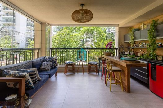 Foto 2 do(a) Apartamento de 3 quartos à venda em Indianópolis, São Paulo