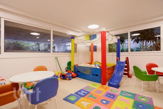 Foto 43 do(a) Apartamento de 3 quartos à venda em Bela Vista, Porto Alegre