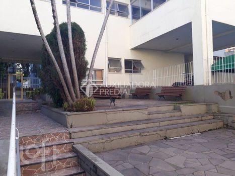 Foto 27 do(a) Apartamento de 1 quartos à venda em São João, Porto Alegre