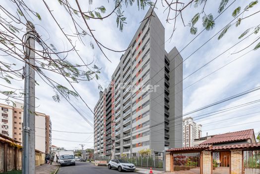 Foto 26 do(a) Apartamento de 2 quartos à venda em Passo da Areia, Porto Alegre