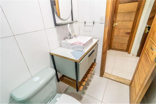 Foto 16 do(a) Casa de 4 quartos à venda em Zumbi, Rio de Janeiro