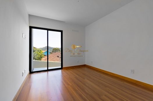 Foto 9 do(a) Casa em Condomínio de 4 quartos à venda em Tijuca, Teresópolis