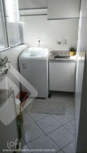 Foto 9 do(a) Apartamento de 3 quartos à venda em Centro Histórico, Porto Alegre