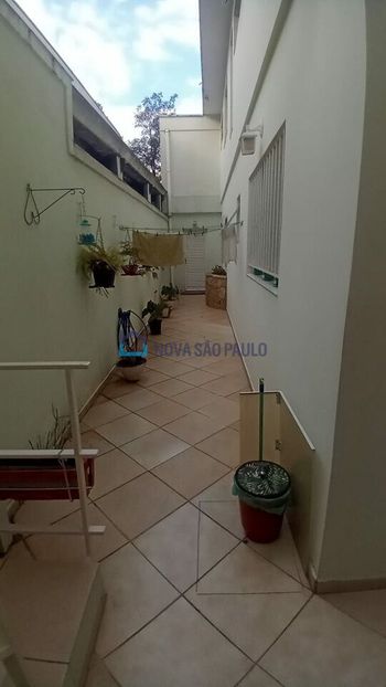 Foto 41 do(a) Casa de 3 quartos à venda em Mirandópolis, São Paulo
