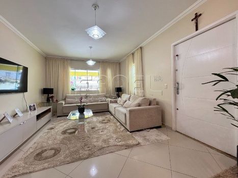 Foto 1 do(a) Casa de 3 quartos à venda em Jardim Colombo, São Paulo
