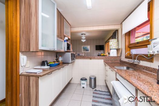 Foto 23 do(a) Casa em Condomínio de 3 quartos à venda em Menino Deus, Porto Alegre