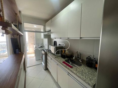 Foto 4 do(a) Apartamento de 3 quartos à venda em Jardim Marilu, Carapicuíba