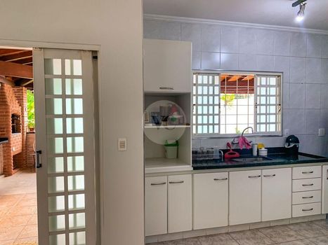 Foto 7 do(a) Casa de 4 quartos à venda em Parque Santa Felícia Jardim, São Carlos