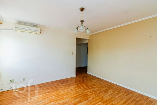 Foto 3 do(a) Apartamento de 3 quartos à venda em Floresta, Porto Alegre