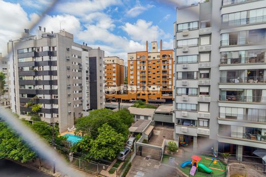 Foto 21 do(a) Apartamento de 3 quartos à venda em Boa Vista, Porto Alegre