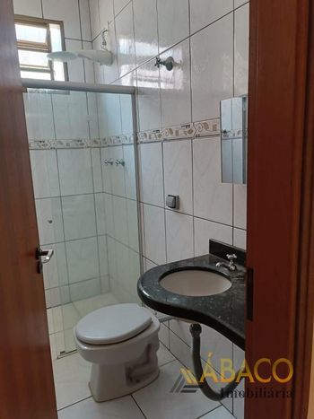 Foto 8 do(a) Casa de 3 quartos à venda em Parque Santa Felícia Jardim, São Carlos