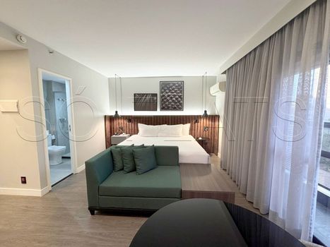 Foto 2 do(a) Flat de 1 quartos à venda em Jardim Europa, São Paulo