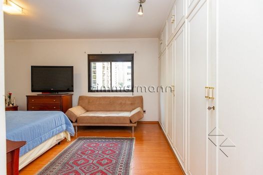 Foto 12 do(a) Apartamento de 4 quartos à venda em Indianópolis, São Paulo