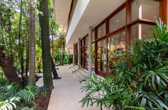Foto 20 do(a) Casa de 5 quartos à venda em Jardim dos Estados, São Paulo