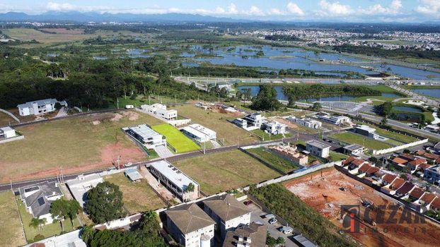 Foto 1 do(a) Terreno em Condomínio false à venda em Jardim Amélia, Pinhais