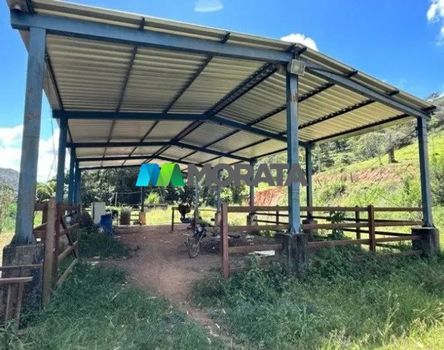 Foto 6 do(a) Fazenda / Sítio / Chácara de 5 quartos à venda em null, Cláudio