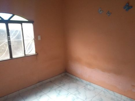 Foto 2 do(a) Casa de 3 quartos à venda em Bandeirantes, Contagem