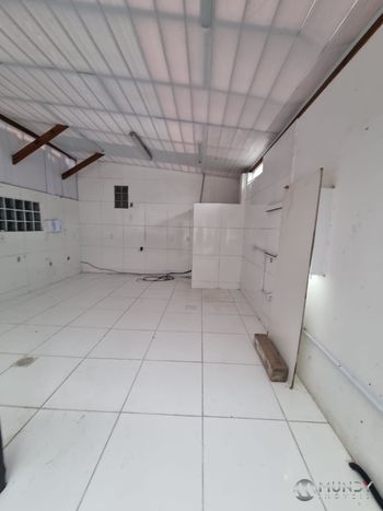 Foto 18 do(a) Sala / Conjunto Comercial false à venda em Canasvieiras, Florianópolis