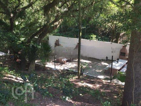 Foto 26 do(a) Apartamento de 3 quartos à venda em Teresópolis, Porto Alegre