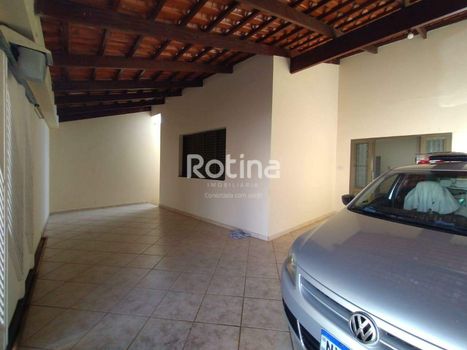 Foto 2 do(a) Casa de 3 quartos à venda em Bom Jesus, Uberlândia