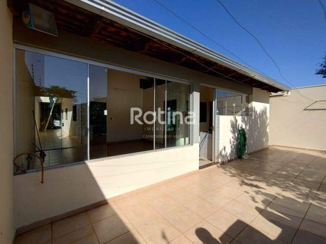 Foto 16 do(a) Casa de 3 quartos à venda em Bom Jesus, Uberlândia