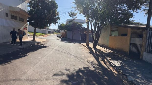 Foto 3 do(a) Casa de 3 quartos à venda em Jardim Nova Independência I, Sarandi