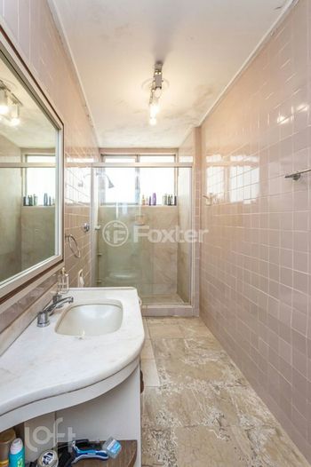 Foto 6 do(a) Apartamento de 3 quartos à venda em Centro Histórico, Porto Alegre