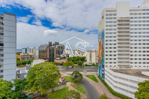 Foto 3 do(a) Cobertura de 2 quartos à venda em Centro Histórico, Porto Alegre