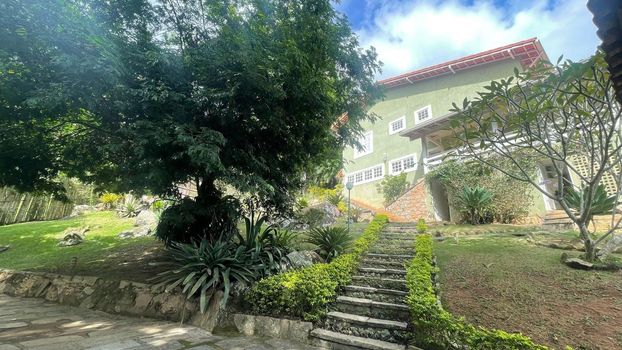 Foto 7 do(a) Casa em Condomínio de 4 quartos à venda em Nogueira, Petrópolis