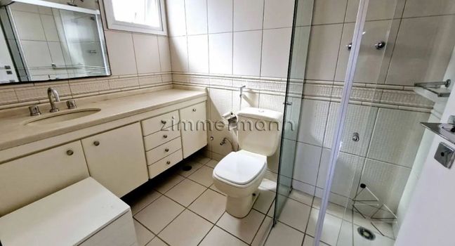 Foto 33 do(a) Casa de 4 quartos à venda em Jardim Leonor, São Paulo