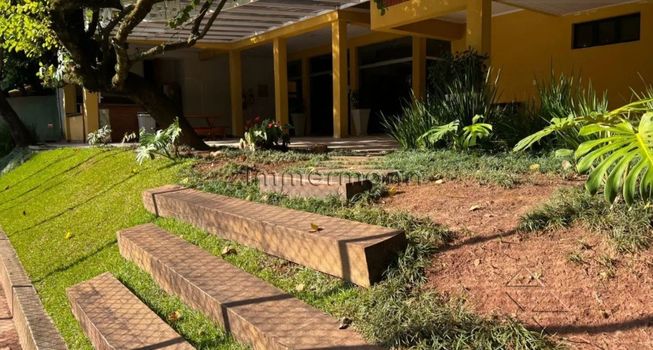 Foto 43 do(a) Casa de 4 quartos à venda em Jardim Leonor, São Paulo