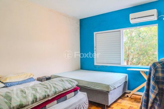 Foto 9 do(a) Apartamento de 1 quartos à venda em Medianeira, Porto Alegre